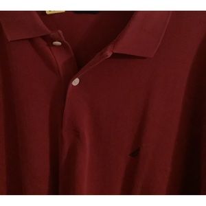 NAUTICA CLASSIC S-SLEEVE POLO SHIRT, FRONT INSIGNIA. DARK RED, DRY CLEANED.